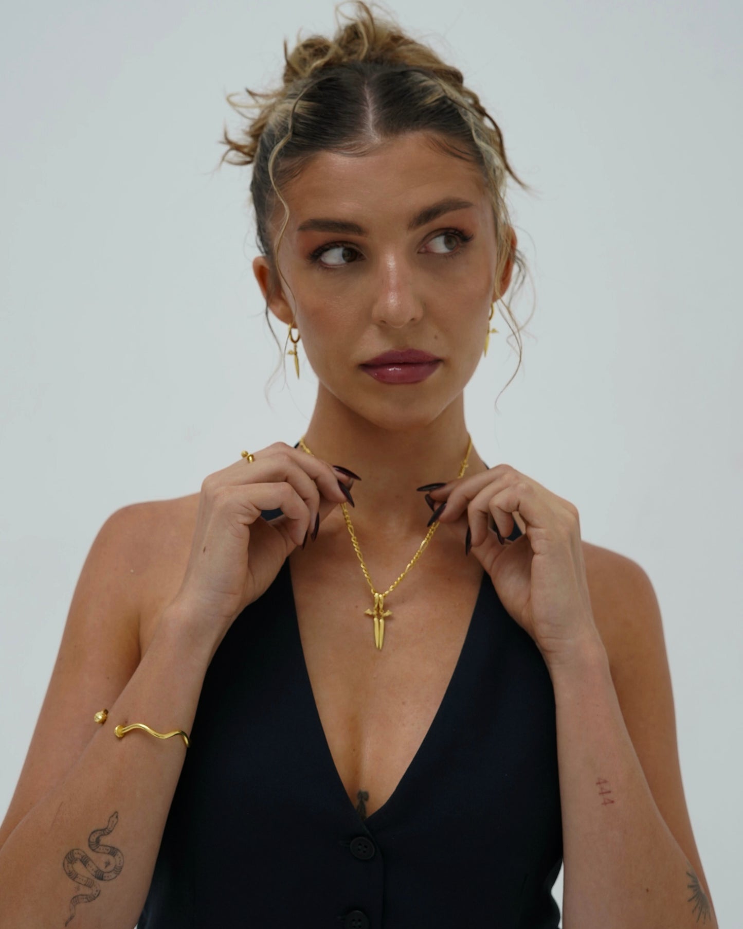 Dagger Twins Pendant & Figaro chain